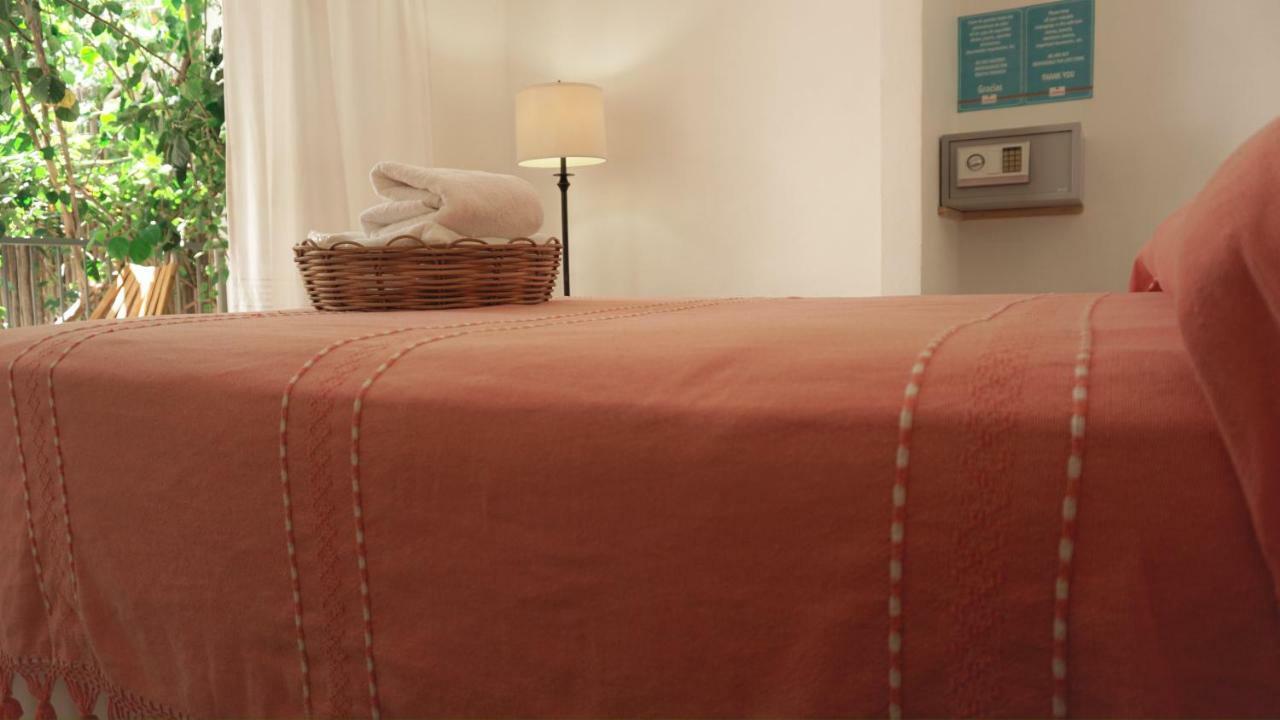 Amorcito Corazon Hotel & Hostal Tulum Pueblo Buitenkant foto